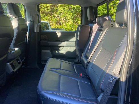 Used 2024 Ford F250 Lariat w/ Sport Appearance Package AWD/4WD image 8