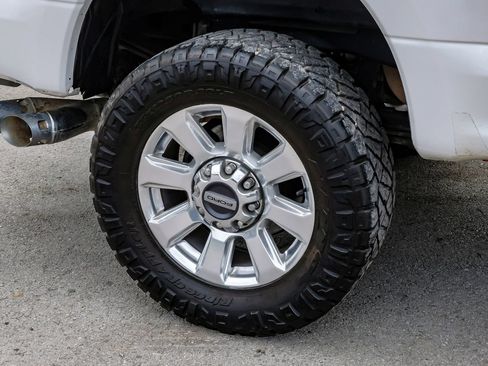 Used 2019 Ford F250 Platinum w/ Platinum Ultimate Package AWD/4WD image 58