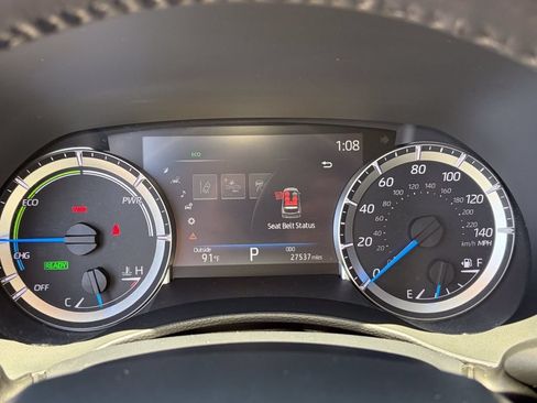 Used 2023 Toyota Highlander Bronze Edition FWD image 34