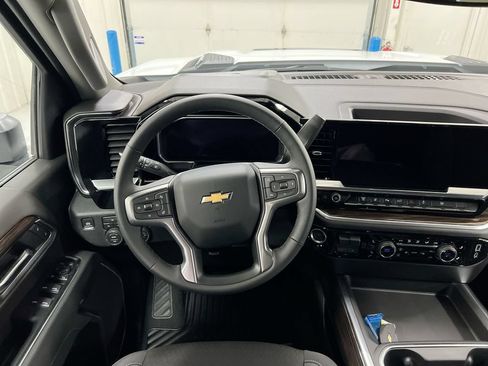 New 2026 Chevrolet Silverado 2500 LT w/ All Star Edition AWD/4WD image 11