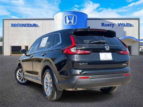 Used 2023 Honda CR-V EX image 3