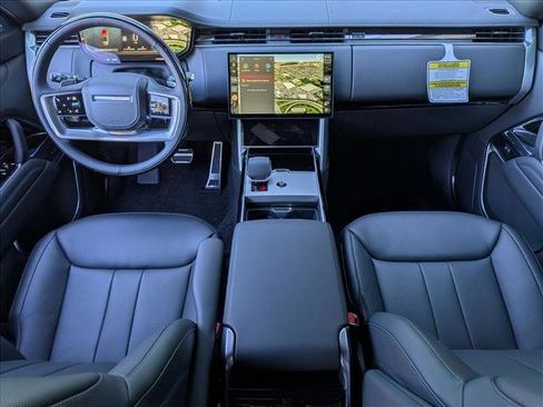 New 2026 Land Rover Range Rover SE image 14