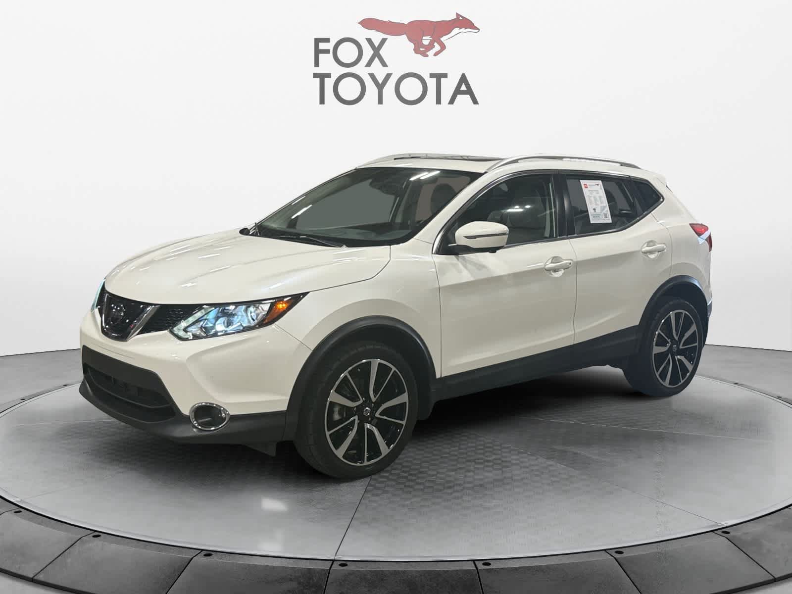 Used 2019 Nissan Rogue Sport SL w/ Premium Package FWD image 1