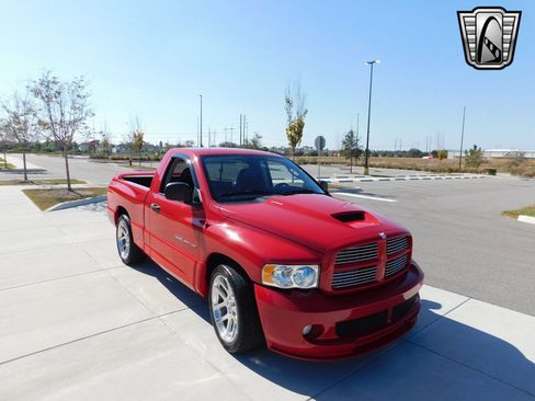Used 2004 Dodge Ram 1500 Truck 2WD Regular Cab image 3