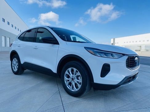 New 2026 Ford Escape Active w/ Tech Pack #1 image 3