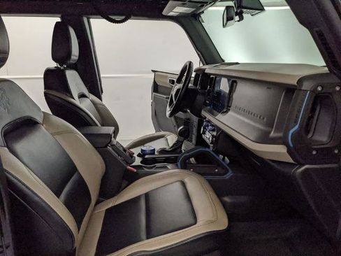 Certified 2024 Ford Bronco Wildtrak AWD/4WD image 24