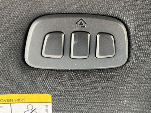 Used 2023 Ford F150 Lariat w/ Equipment Group 502A High image 19