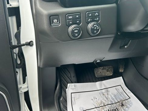 Certified 2024 Chevrolet Silverado 1500 LT Trail Boss w/ Convenience Package II image 16