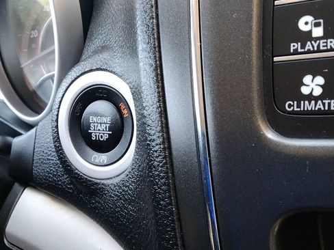 Used 2020 Dodge Journey SE FWD image 16