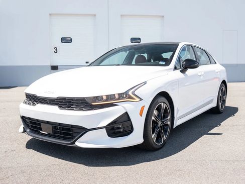 Used 2022 Kia K5 GT-Line w/ GT-Line FWD Premium Package image 2