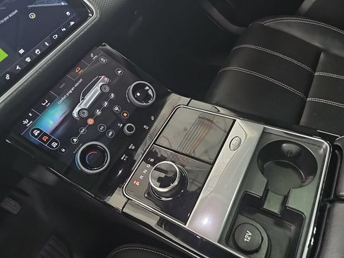 Used 2018 Land Rover Range Rover Velar S AWD/4WD image 27