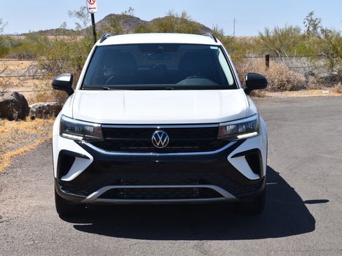 Used 2024 Volkswagen Taos S FWD image 2