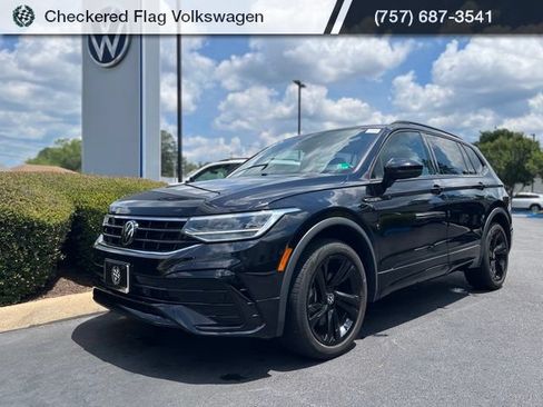 Used 2023 Volkswagen Tiguan SE R-Line AWD/4WD image 1