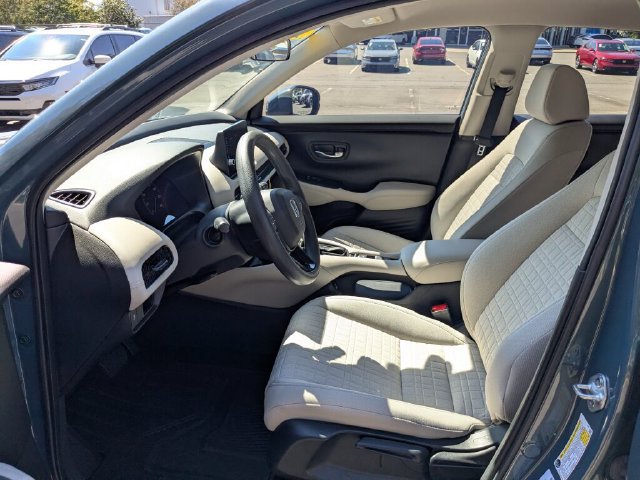 Certified 2026 Honda HR-V LX image 25
