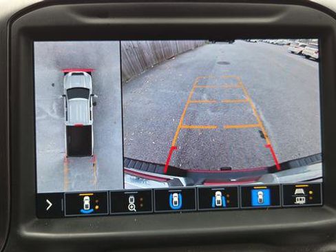 Used 2023 GMC Sierra 2500 AT4 w/ AT4 Preferred Package image 37