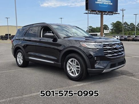 Used 2025 Ford Explorer Active w/ Active Comfort Package RWD image 7