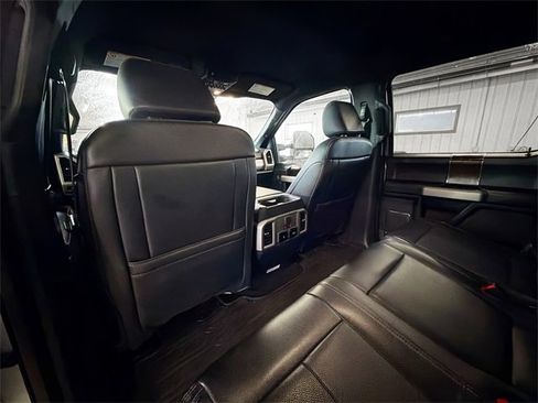 Used 2022 Ford F350 Lariat w/ Lariat Ultimate Package image 9