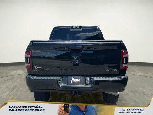 Used 2022 RAM 2500 Limited w/ Night Edition AWD/4WD image 5
