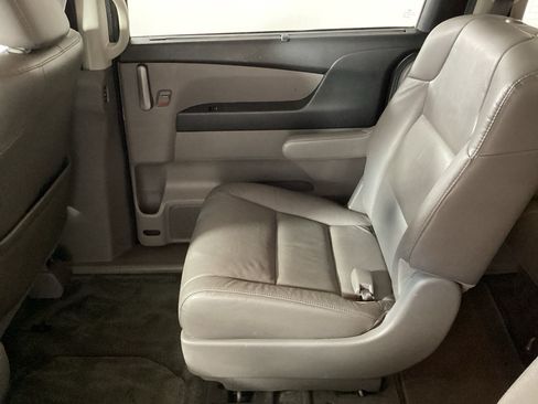 Used 2012 Honda Odyssey EX-L image 16