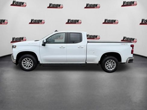 Used 2021 Chevrolet Silverado 1500 LT AWD/4WD image 9