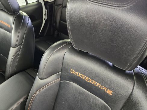 Used 2021 Jeep Gladiator Mojave image 26