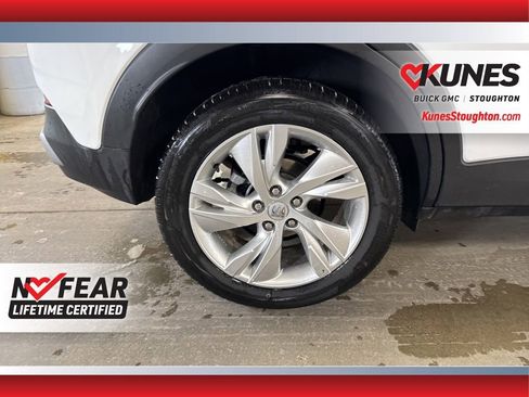 Used 2025 Buick Encore GX Preferred image 14