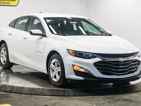 Used 2022 Chevrolet Malibu LS w/ Driver Confidence Package II image 5