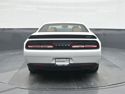 Used 2016 Dodge Challenger SRT Hellcat image 15