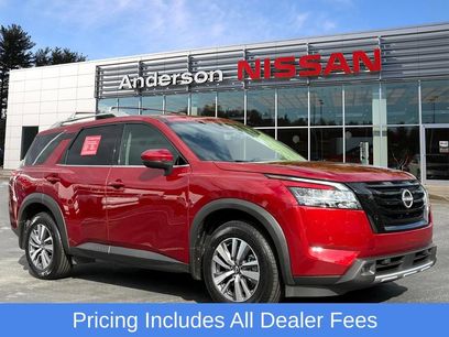 Certified 2023 Nissan Pathfinder SL w/ Black Appearance Package