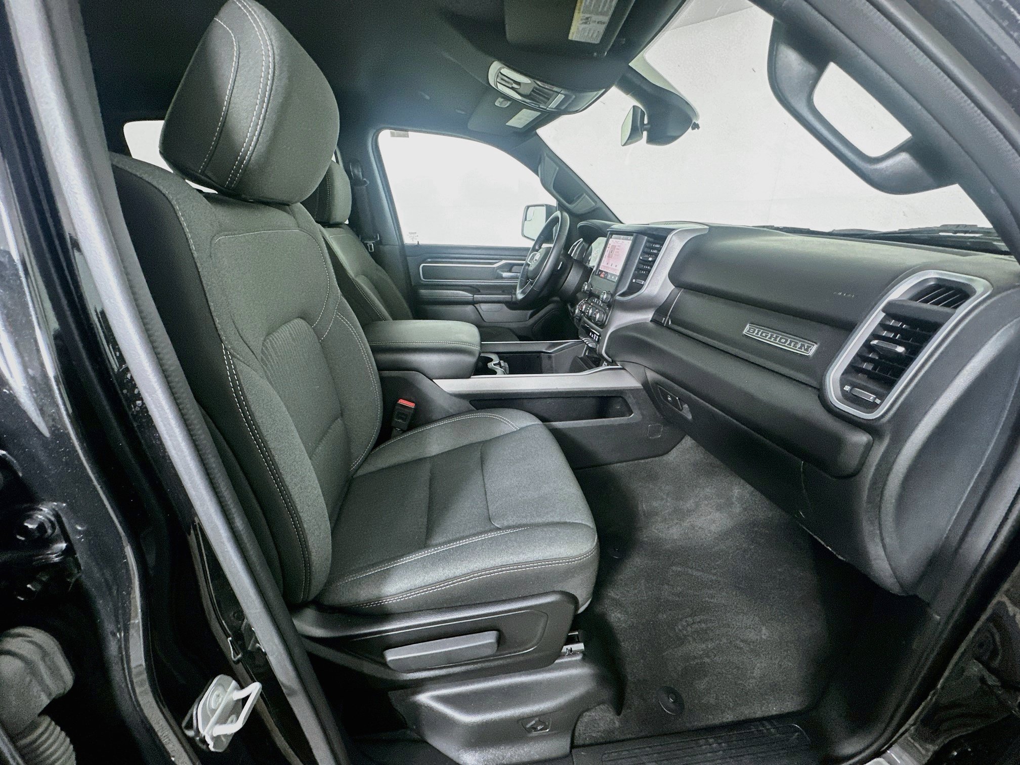 Used 2023 RAM 1500 Big Horn AWD/4WD image 30