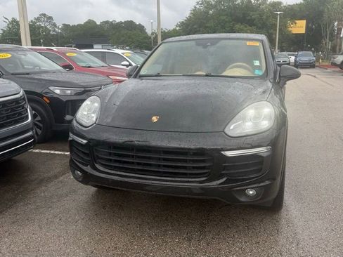 Used 2017 Porsche Cayenne S Platinum AWD/4WD image 6