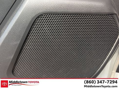 Used 2023 Toyota Highlander XSE AWD/4WD image 8