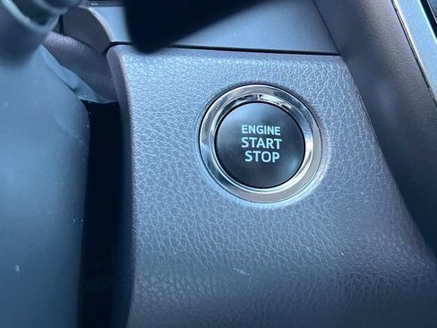 Certified 2022 Toyota Camry SE w/ Convenience Package FWD image 23