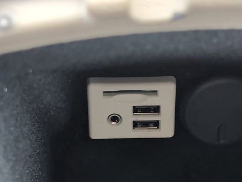 Used 2014 Cadillac SRX Premium image 6