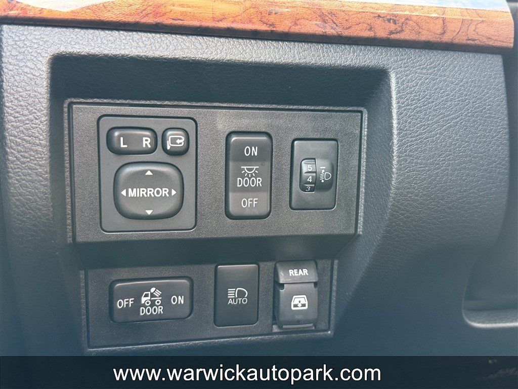 Used 2019 Toyota Tundra 1794 Edition AWD/4WD image 12