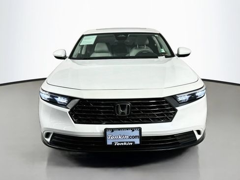 Used 2023 Honda Accord EX image 2