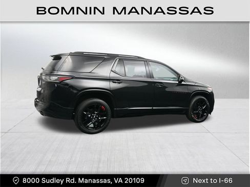 Used 2021 Chevrolet Traverse Premier w/ Redline Edition image 5