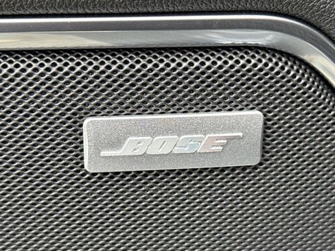 New 2026 GMC Sierra 1500 SLT w/ SLT Premium Package AWD/4WD image 33