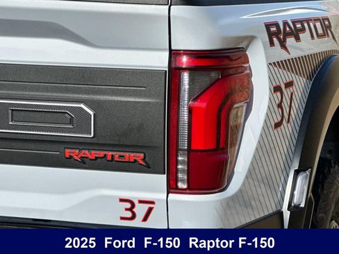 Used 2025 Ford F150 Raptor AWD/4WD image 42