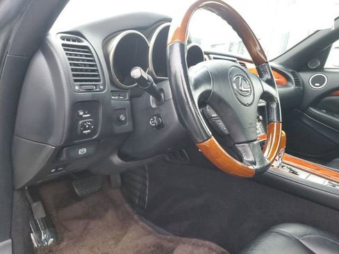 Used 2006 Lexus SC 430 Convertible w/ Preferred Accessory Pkg image 20