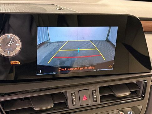 Certified 2025 Lexus ES 350 w/ Premium Package image 27