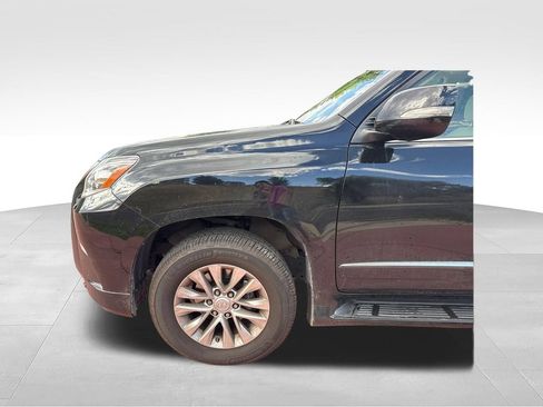 Used 2019 Lexus GX 460 Premium w/ Premium Package AWD/4WD image 38