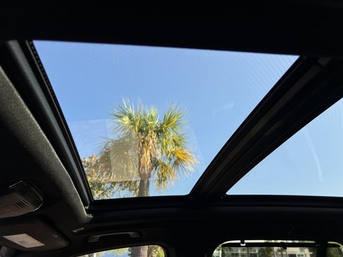 Used 2021 BMW X5 xDrive45e w/ M Sport Package image 28