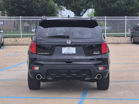 Used 2023 Honda Passport Elite image 7