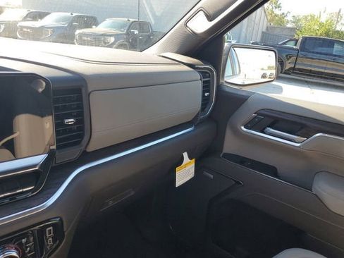 New 2026 GMC Sierra 1500 SLT w/ SLT Premium Plus Package image 28