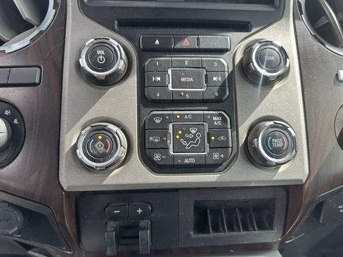 Used 2014 Ford F350 Lariat w/ Chrome Package AWD/4WD image 40