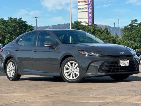 Used 2025 Toyota Camry LE FWD image 2