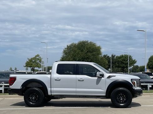Used 2025 Ford F150 Raptor AWD/4WD image 3