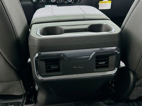New 2026 GMC Sierra 1500 Elevation w/ Elevation Premium Package AWD/4WD image 27