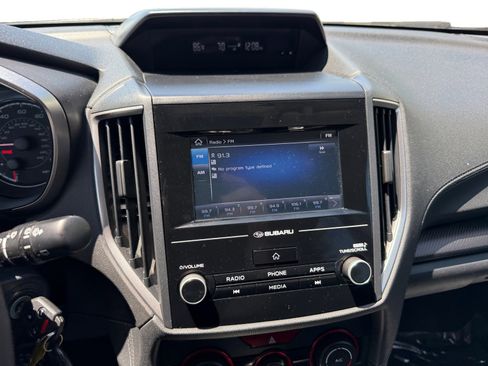 Used 2018 Subaru Crosstrek 2.0i Premium AWD/4WD image 12